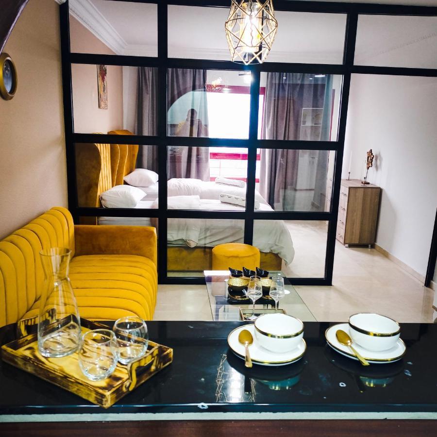 Nouveau Appartement Au Plein Centre Ville En Face Hilton Tanger Kültér fotó