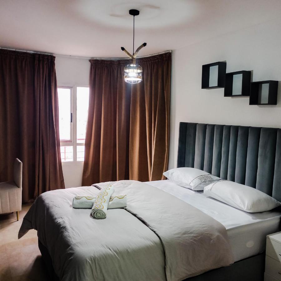 Nouveau Appartement Au Plein Centre Ville En Face Hilton Tanger Kültér fotó