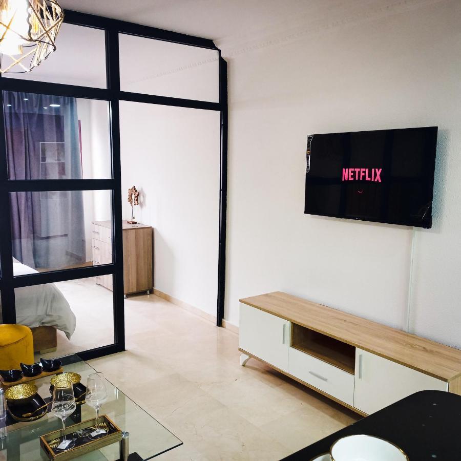 Nouveau Appartement Au Plein Centre Ville En Face Hilton Tanger Kültér fotó